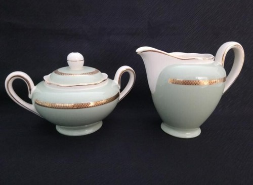 Ensemble pot lait - pot, à