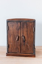 Ancienne Petite Armoire de