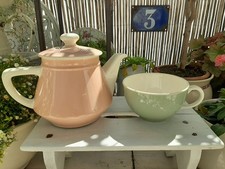 Théière et tasse Villeroy Boch Mettlach