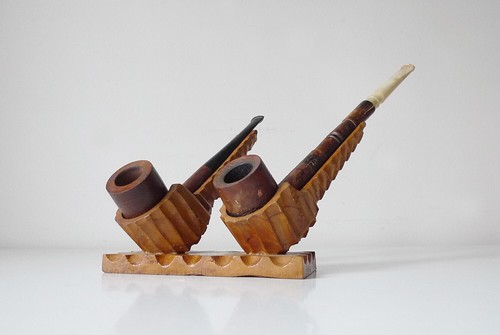 Porte pipes bois - en, +