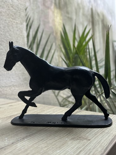 élégant cheval bronze - en,