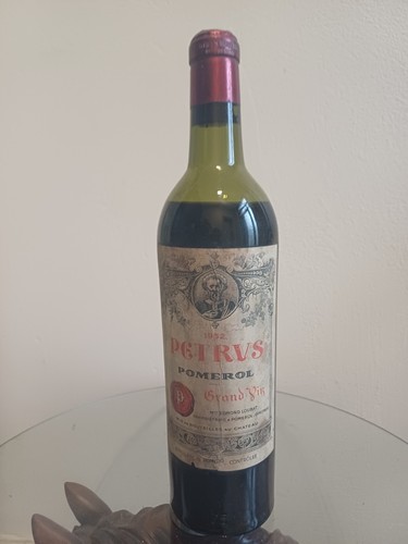 Chateau petrus 1952 pomerol - chateau,