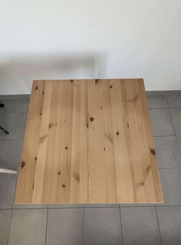Ensemble table chaises de - et,