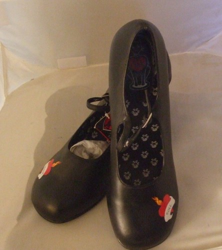 New size 11 - t.u.k.,