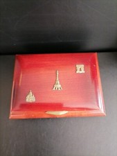 BOITE A BIJOUX MUSICALE VINTAGE en bois ILLUSTRATION MONUMENTS DE PARIS 