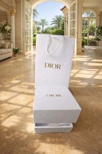 Boite Dior avec langette