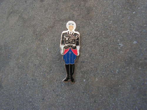 Pins gendarmerie gendarme - gendarmerie,