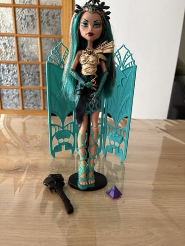 Monster high nefera nil - high,