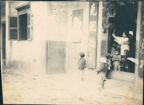 China children front of a - of,