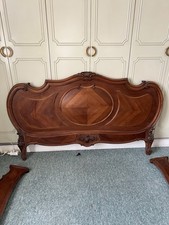 Lit ancien en chêne massif sculpté - structure seule