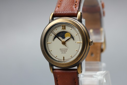 Presque comme neuve montre - [presque,