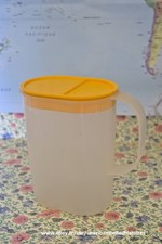 Pichet Tupperware couvercle