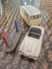Lot 3  DINKY TOYS  1.43