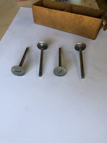 Soupapes admission moteur 85 - 4,