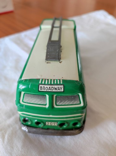 Joustra troley bus broadway - joustra:,