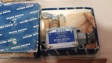 Micro Switch DTF2-2RN2-LH Limit Switch 125/250v-ac - Recovered
