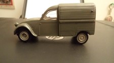 MINIATURE CITROEN 2 CV