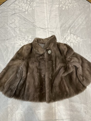 Veste cape courte vison - veste,