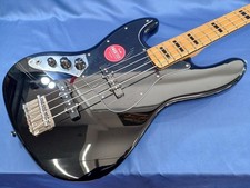 SQUIER Classic Vibe '70s Jazz