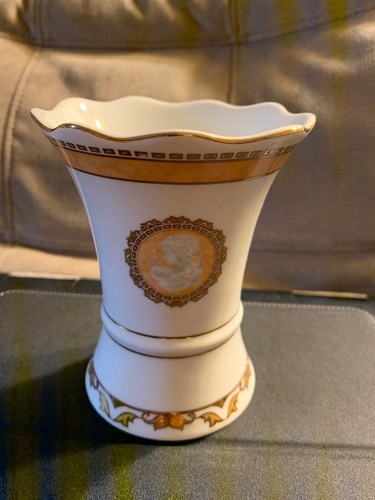 Vtg european home decor - decor, t