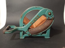 ANTIQUE TRANCHEUSE À PAIN