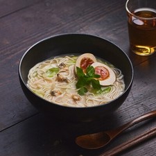 Bol à nouilles ramen fait