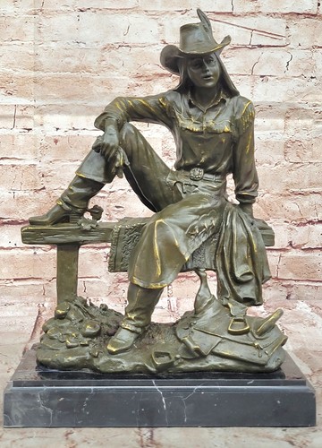 Sculpture statue cowboy - sculpture,
