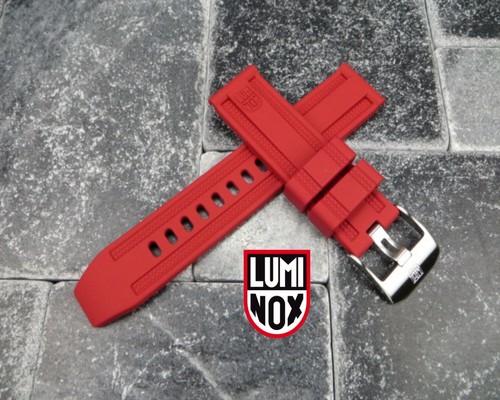 New 23mm luminox rubber - new,