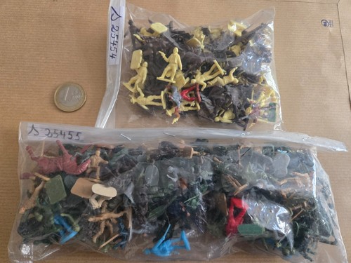 Petits soldats 72 - petits,