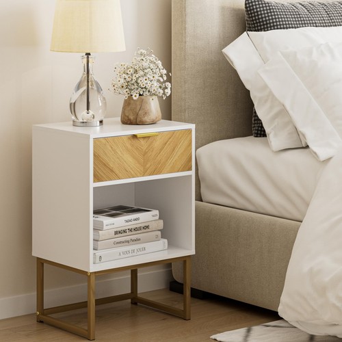 Table chevet avec - de,