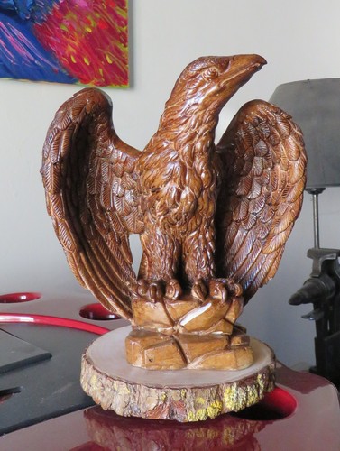 Figurine aigle en - , resine