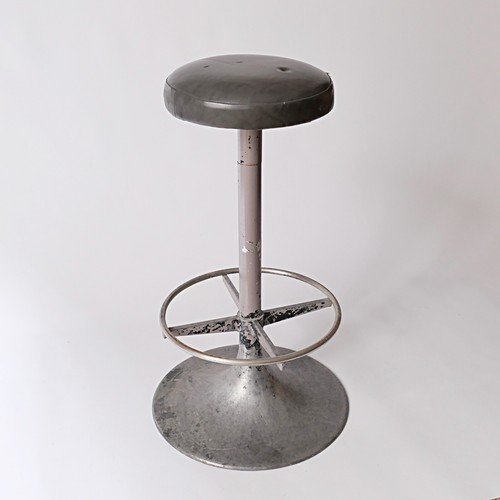 Tabouret haut metal - haut, en