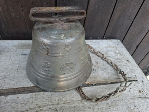 Cloche ancienne savoie alb - ancienne,
