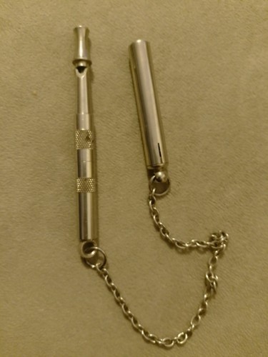 Sifflet ultrason elless - sifflet,