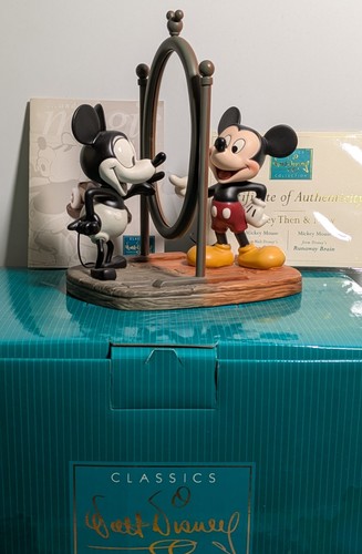 Walt disney classics - walt,