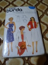 Patron BURDA de robe femme t