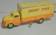 DINKY SUPERTOYS ANTIQUE #930 BEDFORD TRUCK PALLET JEKTA VAN CORRECT CONDITION bm