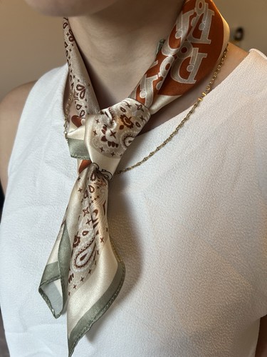 Foulard carré 100 - %, de