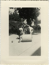 ANTIQUE PHOTO - VINTAGE SNAPSHOT - PETANQUE LYONNAISE BALL SET 3