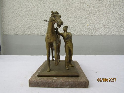 Ancien cheval son jockey en - son,