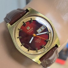 Vintage TISSOT SEASTAR men's automatic watch 46572-2X  RARE Red dial 1969