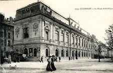 POSTCARD CHAMBERY LE MUSEE BIBLIOTHEQUE