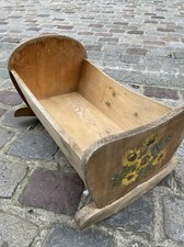 Ancien petit berceau - ancien,