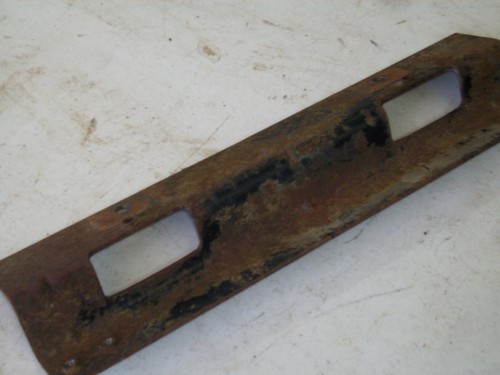 Wheel horse fender bracket - fender,