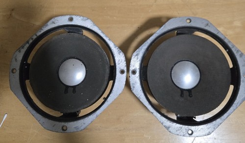 Paire enceintes jbl 2115 - paire, 16