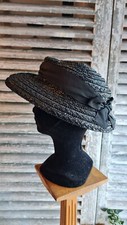 ANCIEN  CHAPEAU DE PAILLE NOIRE ET NOEUD