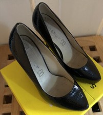 Talons noirs femme taille UK 4