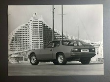 1980 Porsche 924 Coupe B&W