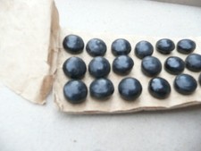 18 boutons ancien vintage en