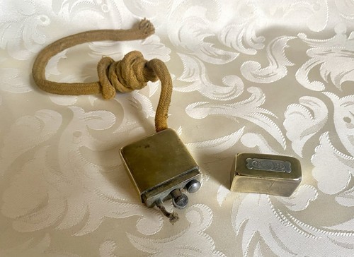 Briquet ancien amadou - amadou,
